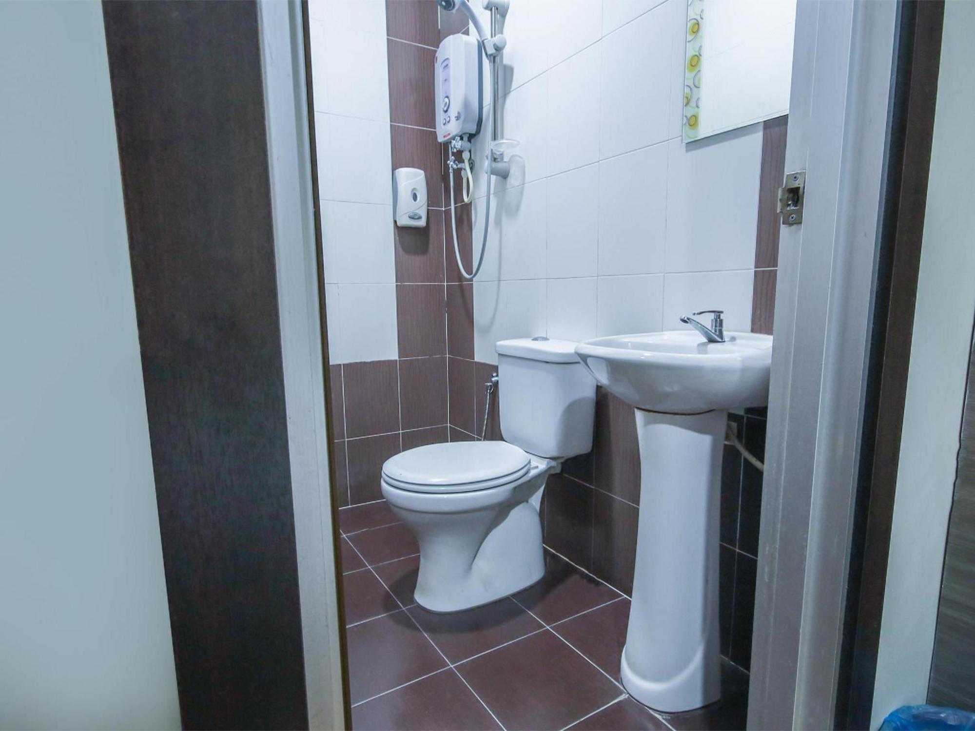 Capital O 812 Hotel Smc Seksyen 13 Shah Alam Zewnętrze zdjęcie