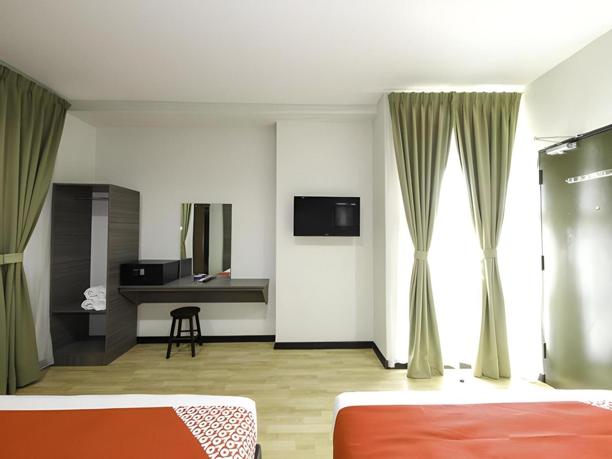 Capital O 812 Hotel Smc Seksyen 13 Shah Alam Zewnętrze zdjęcie